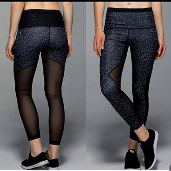 NWOT Lululemon Running In The City 7/8 - Picture 1 of 6